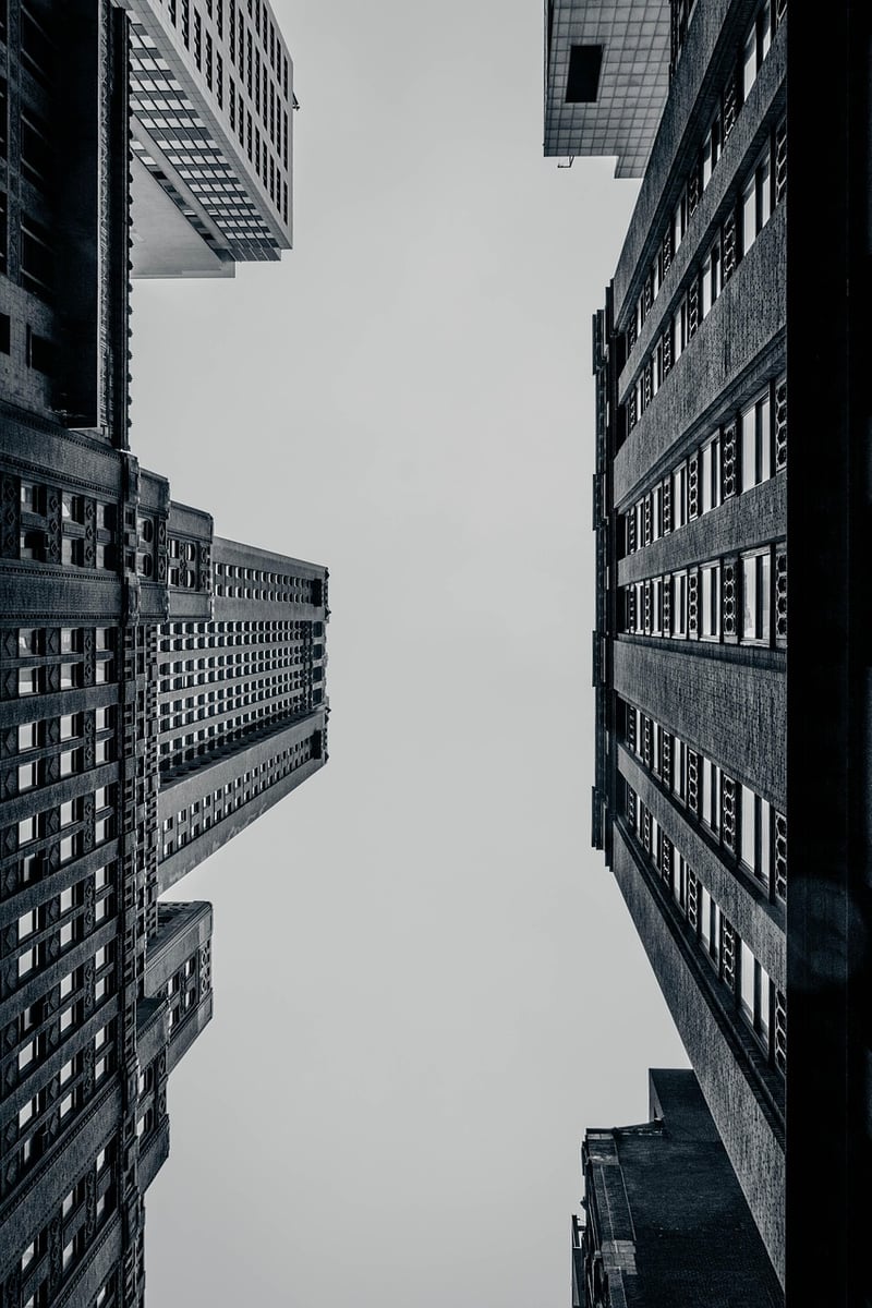 How Do You Choose the Right Business Structure (LLC, Corporation, etc.)?
